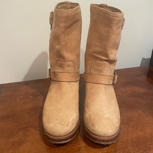 Tan Frye boots S 9.5